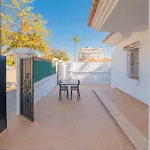 Coliving Casa Privada בית אירוח